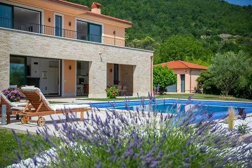 Villa Alpeza